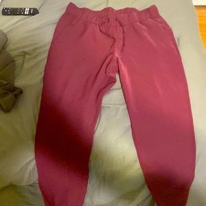 Lululemon joggers